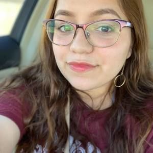 Meet your Posher, Yolanda